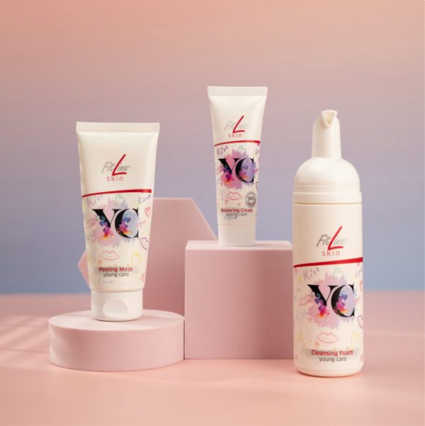 مجموعة Young Care Set – رغوة تنظيف، ماسك تقشير، كريم ترطيب للبشرة الشابة